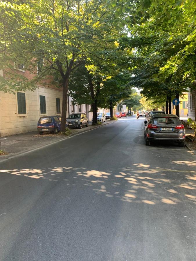 La Casina Di Bruna Livorno Bagian luar foto