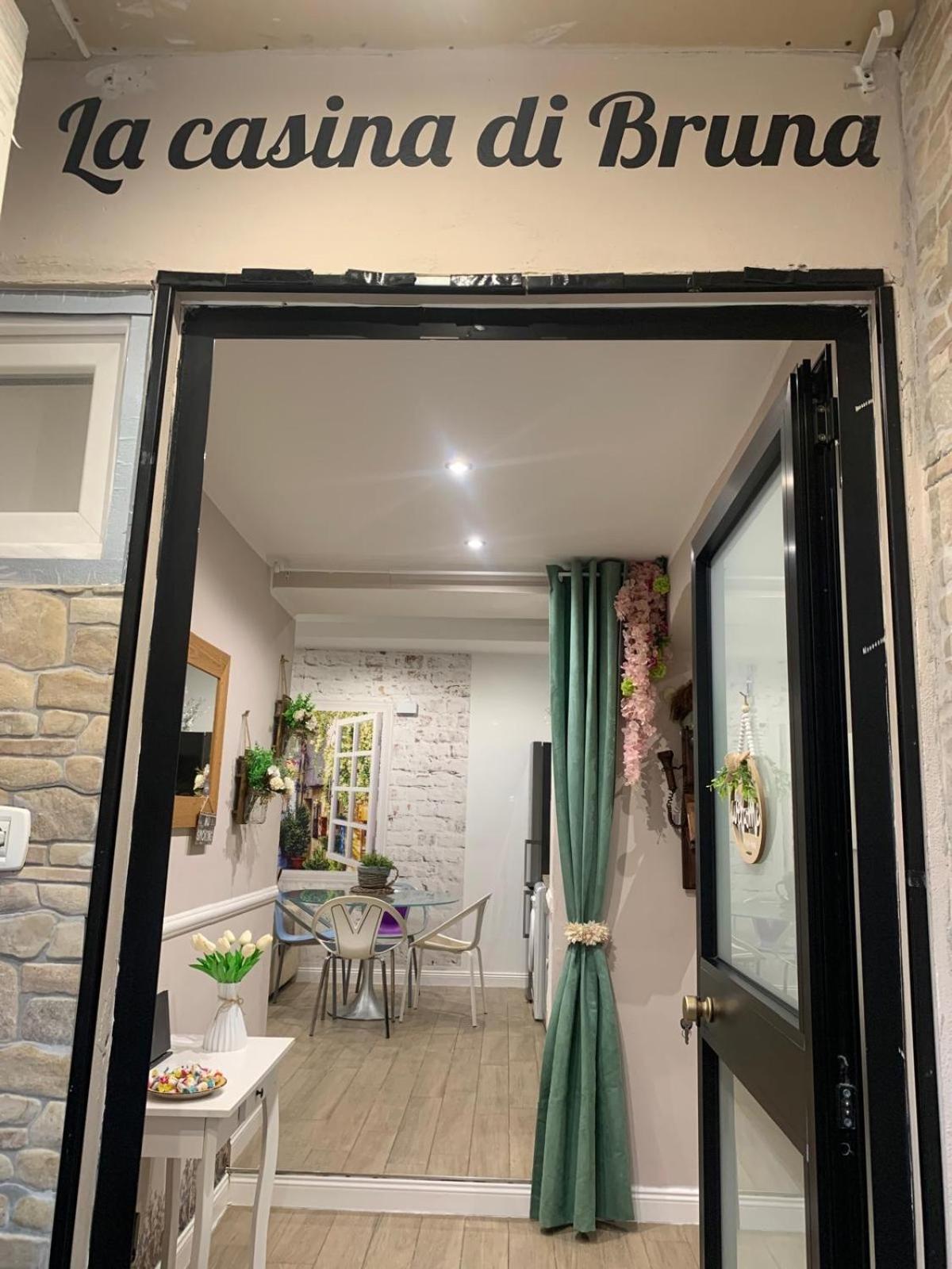 La Casina Di Bruna Livorno Bagian luar foto